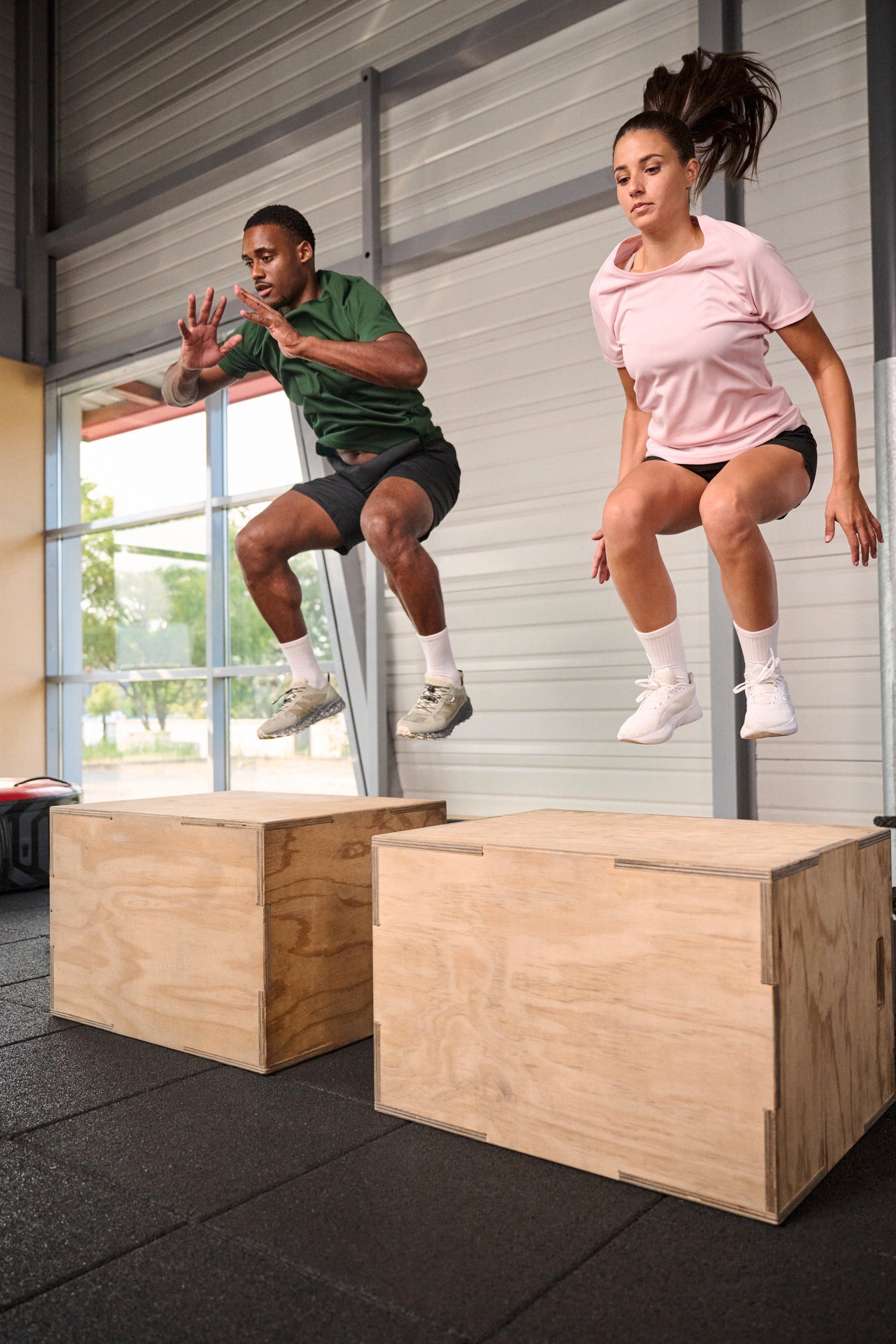 Textile sport personnalisé - T-shirts techniques respirants avec personnalisation express 1h